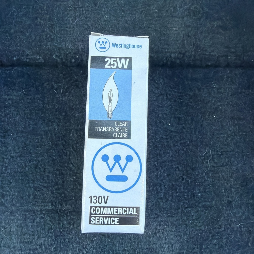 NEW Westinghouse 03674 130V 25 Watt Candelabra Base Flame Tip‎ Clear Bulb (717)
